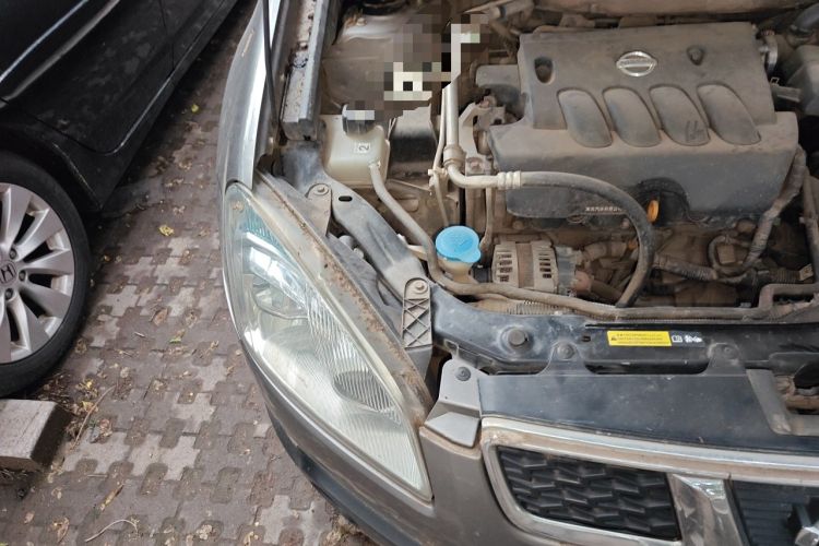 Used Nissan Qashqai 2012 2.0 XL Fire 6MT 2WD Engine Bay Right