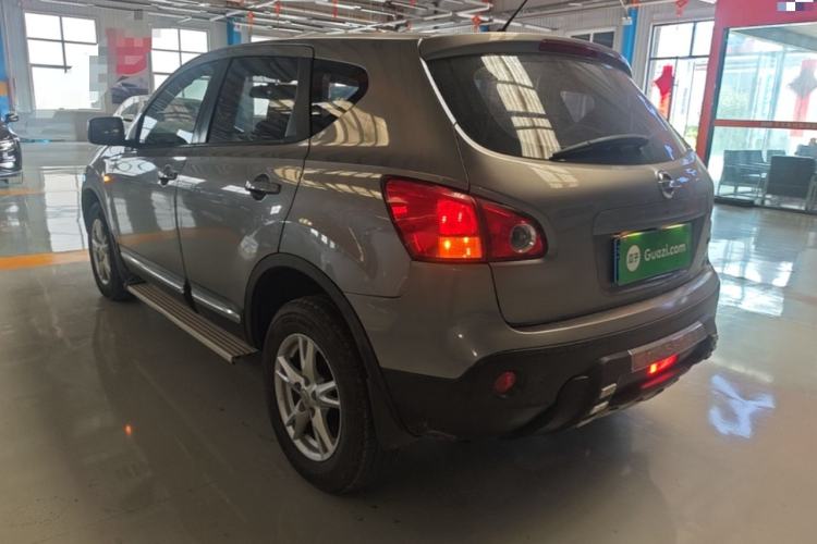 Used Nissan Qashqai 2012 2.0 XL Fire CVT 2WD Exterior 2