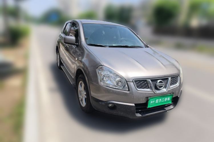 Used Nissan Qashqai 2012 2.0 XL Fire 6MT 2WD Front Right 45 Deg
