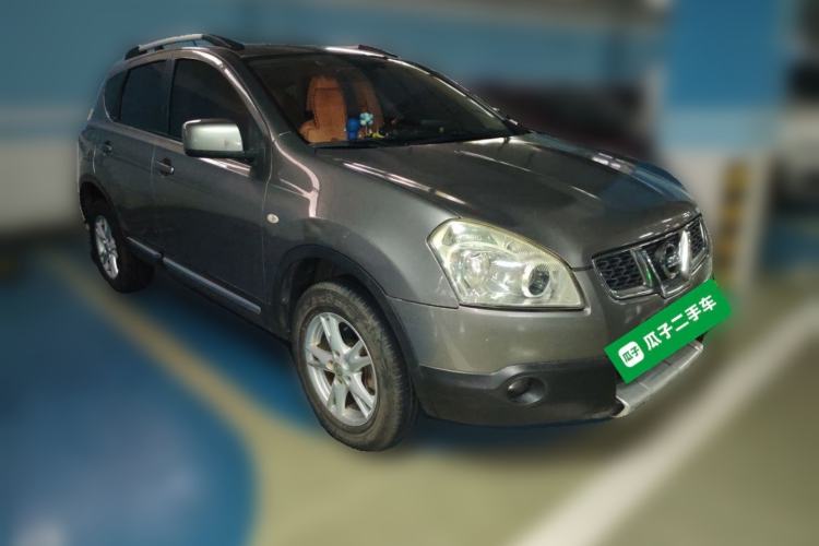 Used Nissan Qashqai 2012 2.0 XL Fire CVT 2WD Front Right 45 Deg