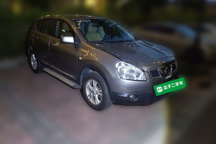 Used Nissan Qashqai 2012 1.6XE Wind 5MT 2WD Front Right 45 Deg