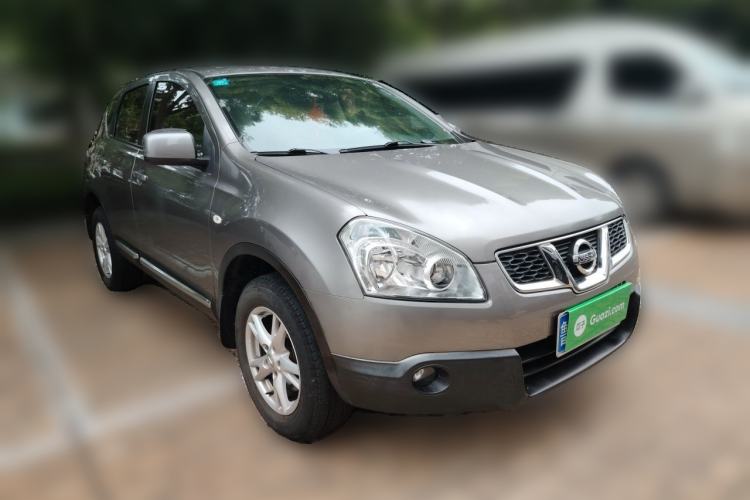 Used Nissan Qashqai 2012 2.0 XL Fire 6MT 2WD Front Right 45 Deg