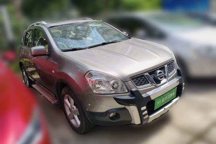 Used Nissan Qashqai 2012 2.0 XV LE CVT 2WD Front Right 45 Deg
