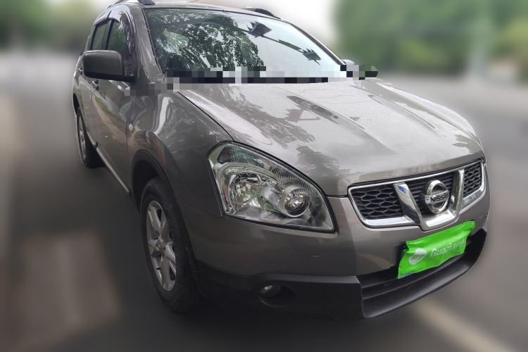 Used Nissan Qashqai 2012 2.0 XL Fire 6MT 2WD Front Right 45 Deg