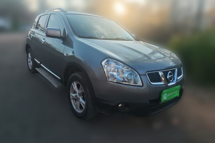 Used Nissan Qashqai 2012 2.0 XL Fire CVT 2WD Front Right 45 Deg