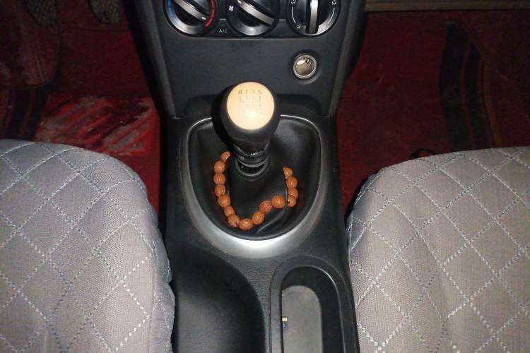 Used Nissan Qashqai 2012 2.0 XL Fire 6MT 2WD Gear Lever