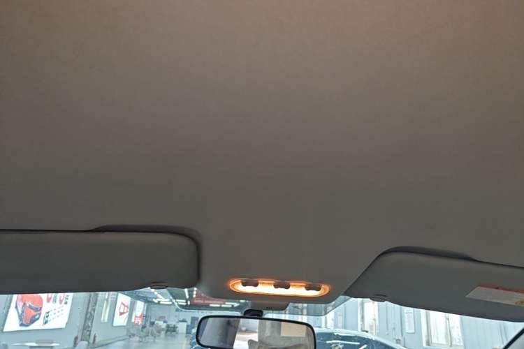 Used Nissan Qashqai 2012 2.0 XL Fire CVT 2WD Headliner