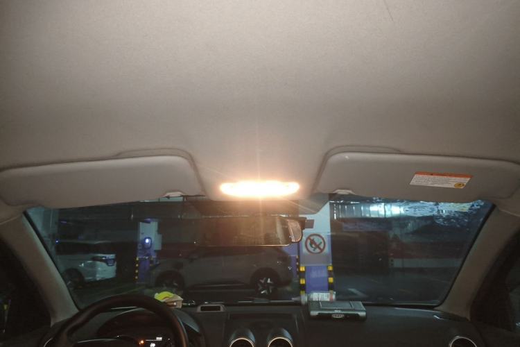 Used Nissan Qashqai 2012 2.0 XL Fire 6MT 2WD Headliner