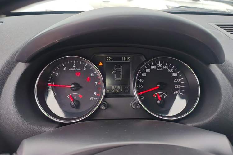 Used Nissan Qashqai 2012 2.0 XL Fire 6MT 2WD Instrument Cluster