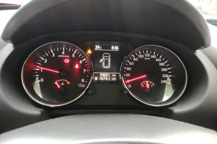 Used Nissan Qashqai 2012 2.0 XL Fire 6MT 2WD Instrument Cluster