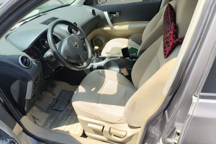 Used Nissan Qashqai 2012 2.0 XL Fire 6MT 2WD Left Front Seat