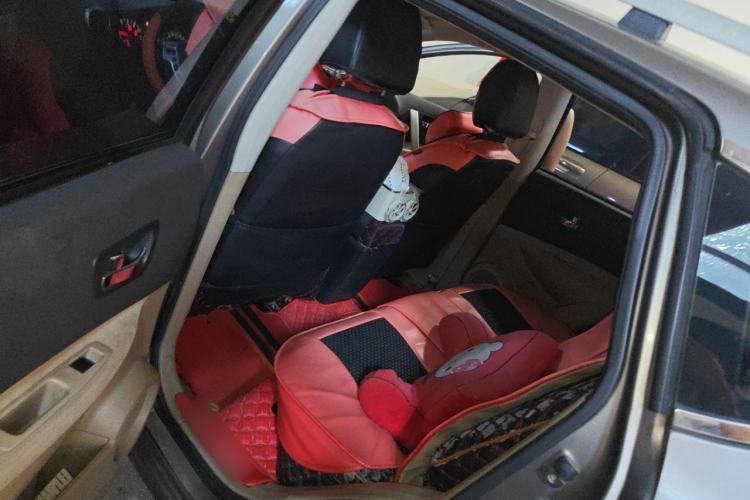 Used Nissan Qashqai 2012 2.0 XL Fire CVT 2WD Left Rear Seat