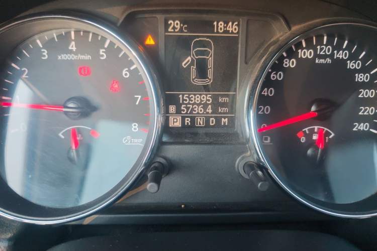 Used Nissan Qashqai 2012 2.0 XL Fire CVT 2WD Odometer Close Up