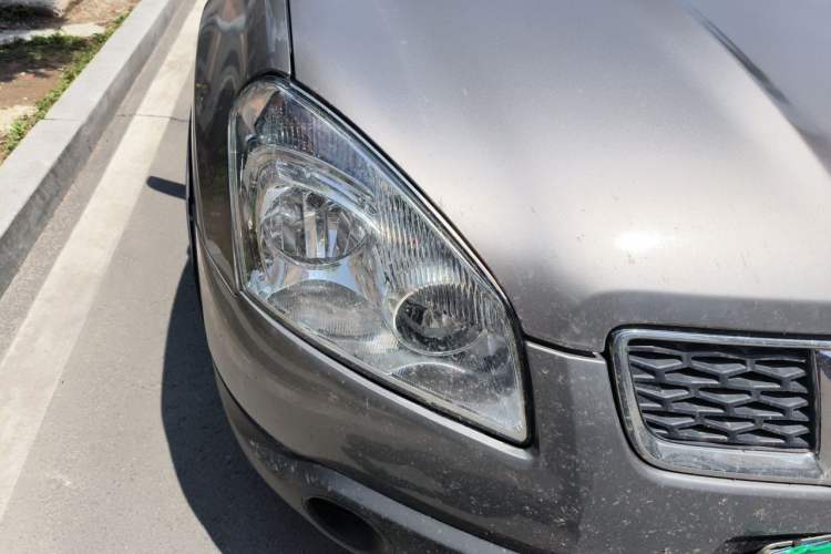 Used Nissan Qashqai 2012 2.0 XL Fire 6MT 2WD Right Front Headlight