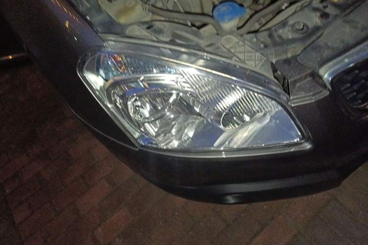 Used Nissan Qashqai 2012 1.6XE Wind 5MT 2WD Right Front Headlight