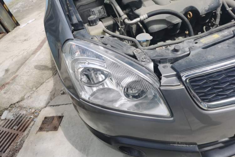 Used Nissan Qashqai 2012 2.0 XL Fire 6MT 2WD Right Front Headlight