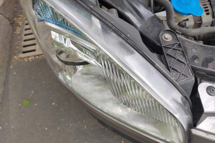Used Nissan Qashqai 2012 2.0 XL Fire 6MT 2WD Right Front Headlight