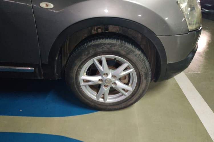 Used Nissan Qashqai 2012 2.0 XL Fire CVT 2WD Right Front Wheel Hub