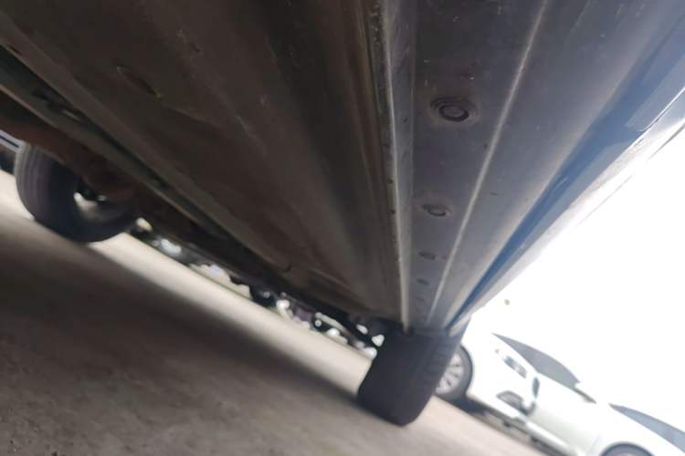 Used Nissan Qashqai 2012 2.0 XL Fire 6MT 2WD Right Side Sill