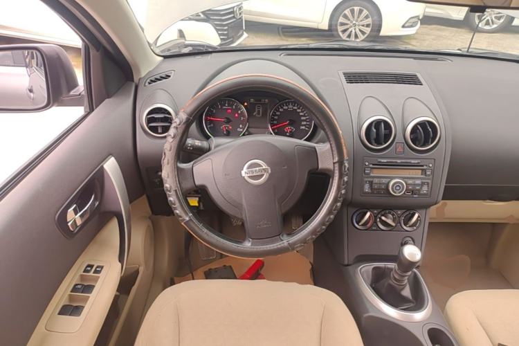 Used Nissan Qashqai 2012 2.0 XL Fire 6MT 2WD Steering Wheel