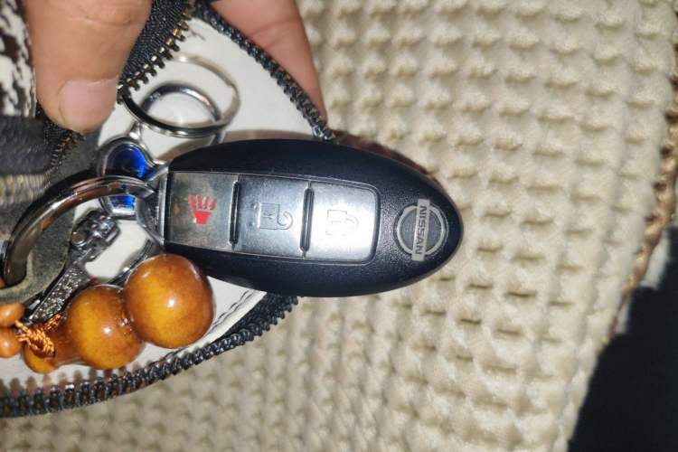 Used Nissan Qashqai 2012 2.0 XL Fire CVT 2WD Vehicle Key