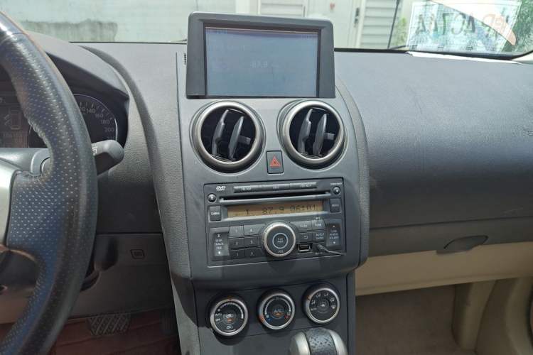 Used Nissan Qashqai 2012 2.0 XV LE CVT 2WD Audio And AC Panel