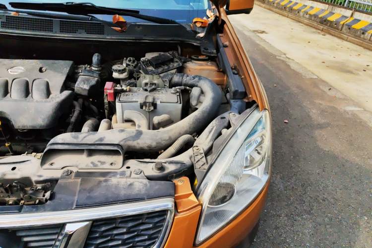 Used Nissan Qashqai 2012 2.0 XV LE CVT 2WD Engine Bay Left
