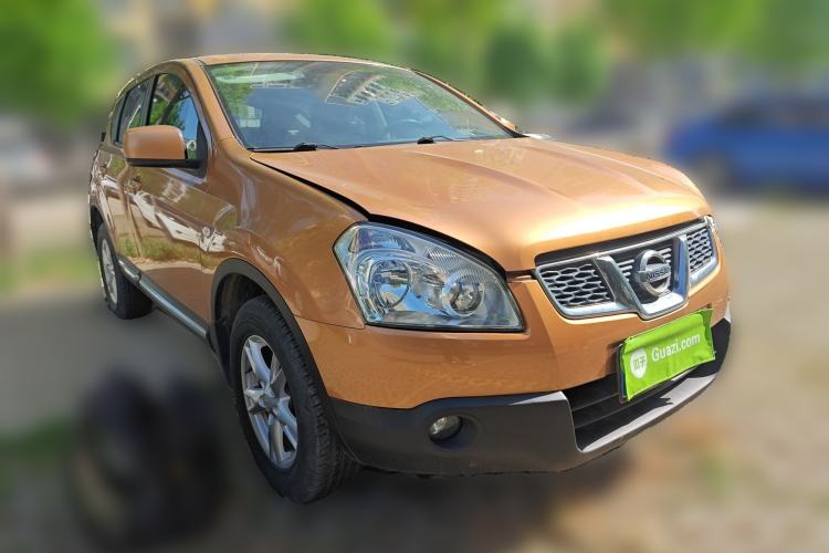 Used Nissan Qashqai 2012 2.0 XL Fire CVT 2WD Front Right 45 Deg