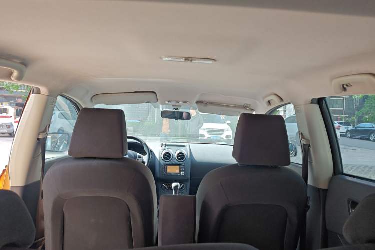 Used Nissan Qashqai 2012 2.0 XL Fire CVT 2WD Headliner