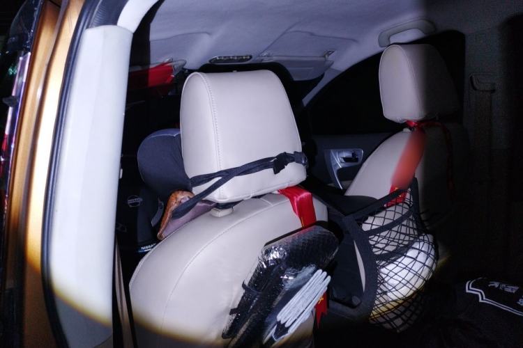 Used Nissan Qashqai 2012 2.0 XL Fire CVT 2WD Headliner