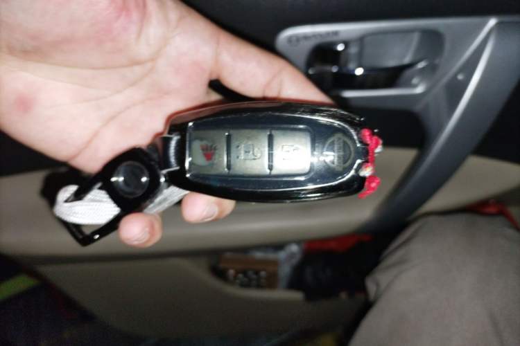 Used Nissan Qashqai 2012 2.0 XL Fire CVT 2WD Vehicle Key