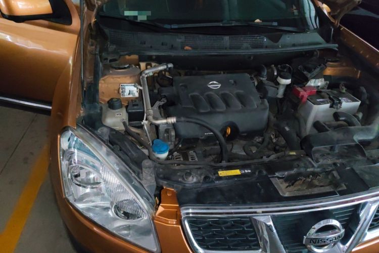 Used Nissan Qashqai 2012 2.0 XV LE CVT 2WD Engine Bay Right