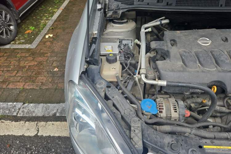 Used Nissan Qashqai 2012 2.0 XL Fire 6MT 2WD Engine Bay Right