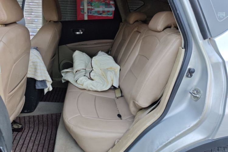 Used Nissan Qashqai 2012 2.0 XL Fire 6MT 2WD Left Rear Seat
