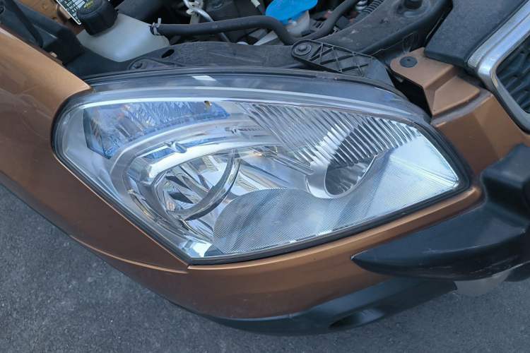 Used Nissan Qashqai 2012 1.6XE Wind 5MT 2WD Right Front Headlight