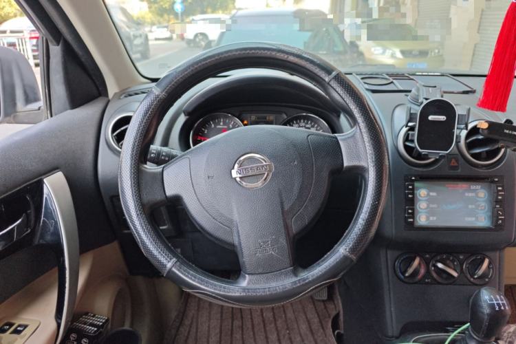 Used Nissan Qashqai 2012 2.0 XL Fire 6MT 2WD Steering Wheel