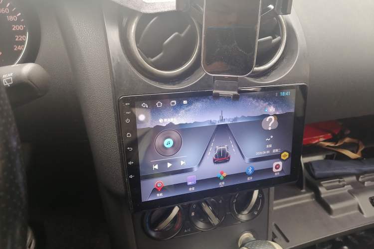 Used Nissan Qashqai 2012 2.0 XL Fire CVT 2WD Audio And AC Panel