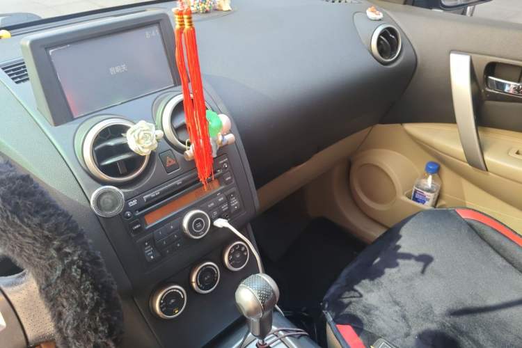 Used Nissan Qashqai 2012 2.0 XV LE CVT 2WD Audio And AC Panel