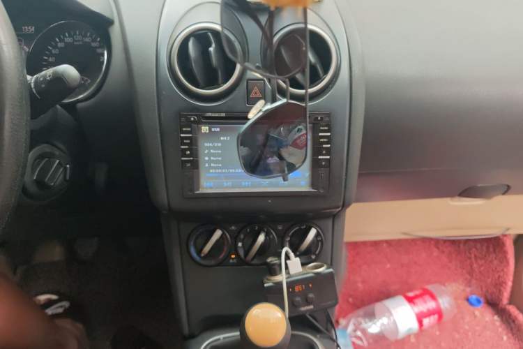 Used Nissan Qashqai 2012 2.0 XL Fire 6MT 2WD Audio And AC Panel