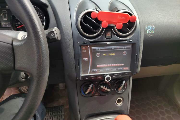 Used Nissan Qashqai 2012 1.6XE Wind 5MT 2WD Audio And AC Panel
