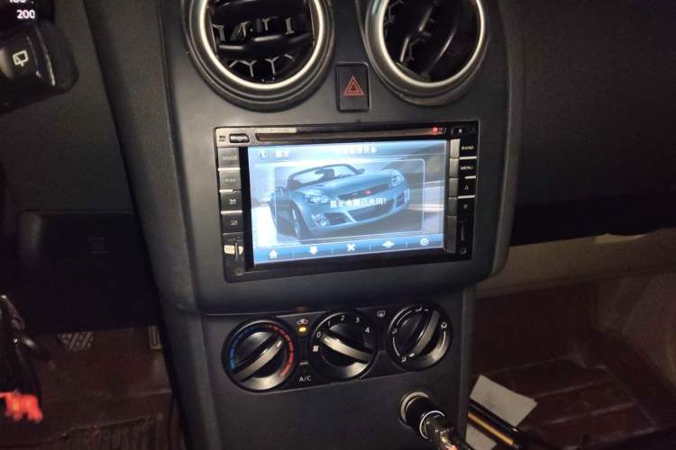 Used Nissan Qashqai 2012 1.6XE Wind 5MT 2WD Audio And AC Panel