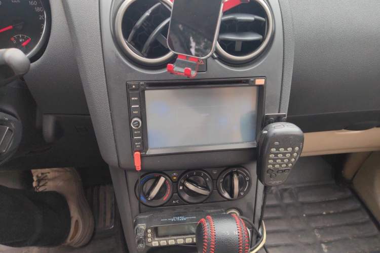 Used Nissan Qashqai 2012 2.0 XL Fire CVT 2WD Audio And AC Panel