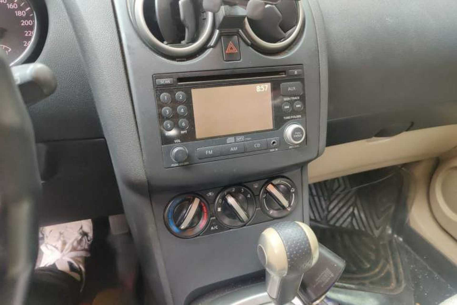 Used Nissan Qashqai 2012 2.0 XL Fire CVT 2WD Audio And AC Panel