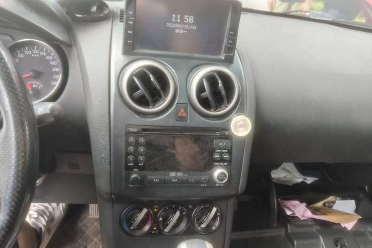 Used Nissan Qashqai 2012 2.0 XL Fire CVT 2WD Audio And AC Panel
