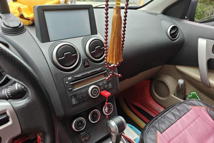 Used Nissan Qashqai 2012 2.0 XV LE CVT 2WD Audio And AC Panel