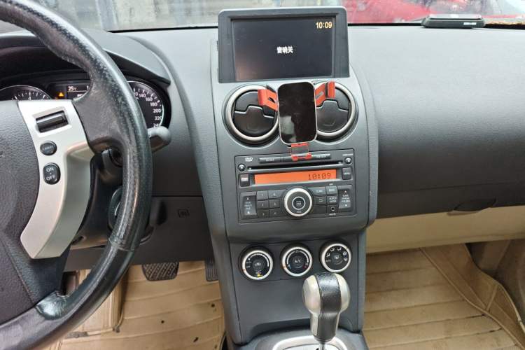 Used Nissan Qashqai 2012 2.0 XV LE CVT 2WD Audio And AC Panel