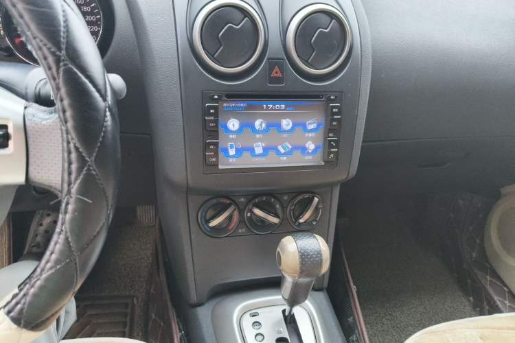 Used Nissan Qashqai 2012 2.0 XL Fire CVT 2WD Audio And AC Panel