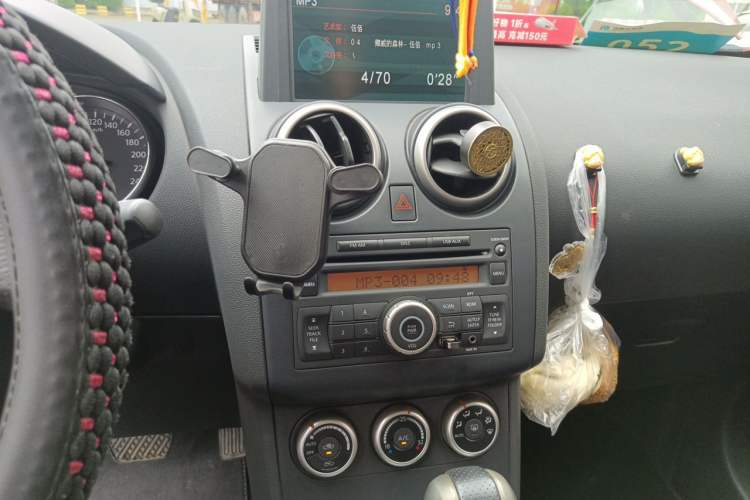Used Nissan Qashqai 2012 2.0 XV LE CVT 2WD Audio And AC Panel