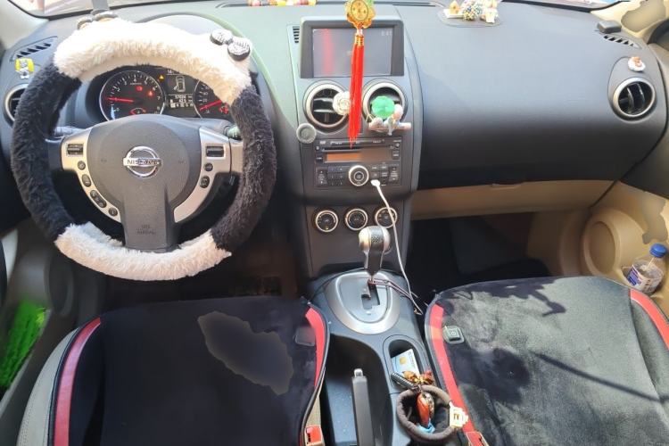 Used Nissan Qashqai 2012 2.0 XV LE CVT 2WD Center Console