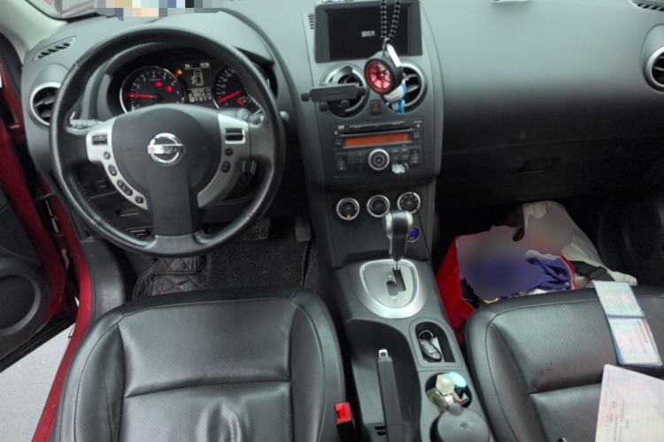 Used Nissan Qashqai 2012 2.0 XV LE CVT 2WD Center Console